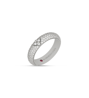 Love in Verona ring in 18kt white gold with diamonds. 