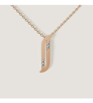 قلادة ألف بافيه من الذهب الوردي عيار 18 قيراط مرصعة بالألماس