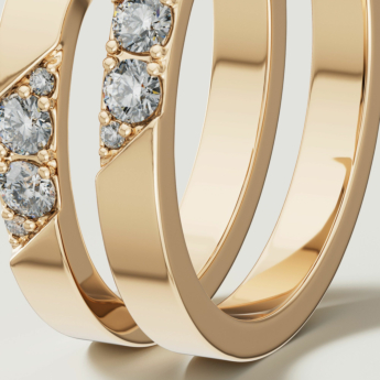 خاتم ألف بافيه من الذهب الأصفر عيار 18 قيراط مرصع بالألماس