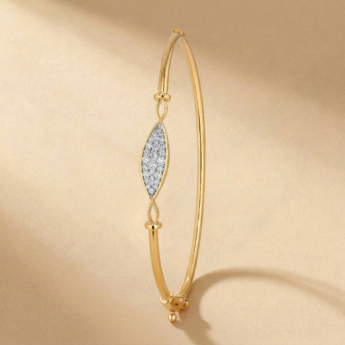 Ananya Oval Bangle