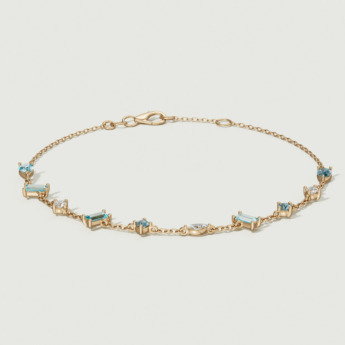 سوار فايروركس سباركلز من الذهب الأصفر عيار 18 قيراط مرصع بالألماس والتوباز الأزرق وتوباز لندن