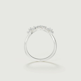 Fireworks Sparkles 18k White Gold Diamond Ring