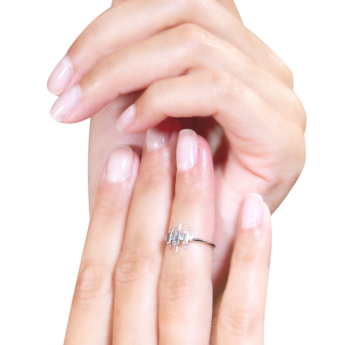 Fireworks Sparkler Diamond Midi Ring in 18K White Gold