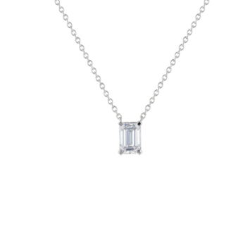 سلسلة بتعليقة متدلّية غايا من الألماس إميرالد الشكل والذهب الأبيض عيار 18 قيراط