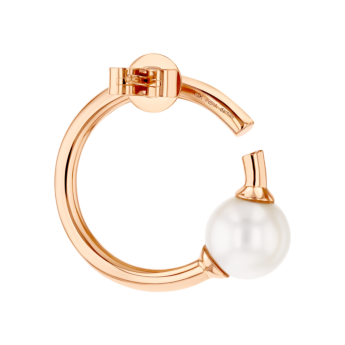 Kiku Glow Earrings in 18K Rose Gold With a Freshwater Pearl