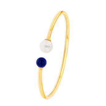 Kiku Glow Bangle in 18K Yellow Gold With a Freshwater Pearl and a Lapiz Lazuli Stone