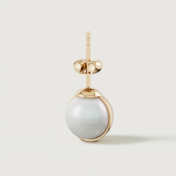Kiku Glow Luna 18k Gold Freshwater Pearl Earrings