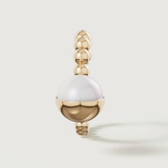 أقراط كيكو غلو لونا من لؤلؤ المياه العذبة والذهب عيار 18 قيراط