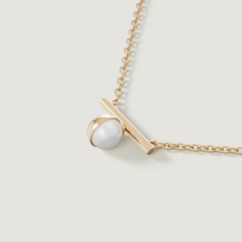 Kiku Glow Luna 18k Gold Freshwater Pearl Necklace