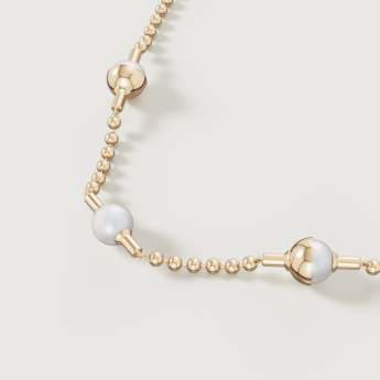 قلادة كيكو غلو لونا من لؤلؤ المياه العذبة والذهب عيار 18 قيراط