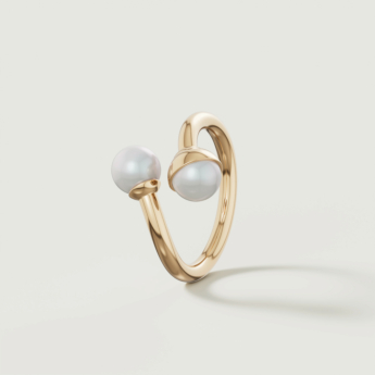 Kiku Glow Luna 18k Gold Freshwater Pearl Ring