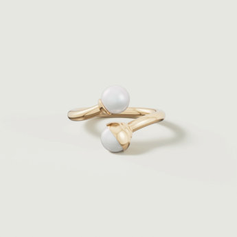 Kiku Glow Luna 18k Gold Freshwater Pearl Ring