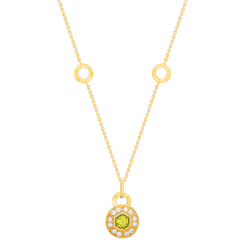 عقد كنزي بالذهب الأصفر 18 قيراطًا مزين بالبيريدوت الأخضر والألماس.