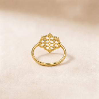 Najma Diamond Ring - 18K Yellow Gold