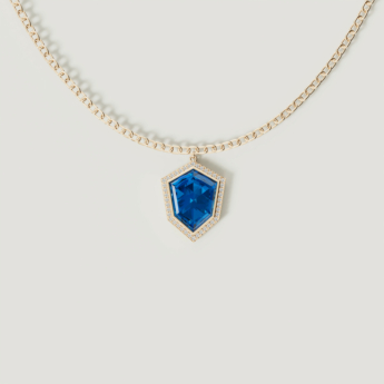 قلادة الربيع من الذهب الأصفر عيار 18 قيراط مرصعة بالتوباز الأزرق اللندني والألماس