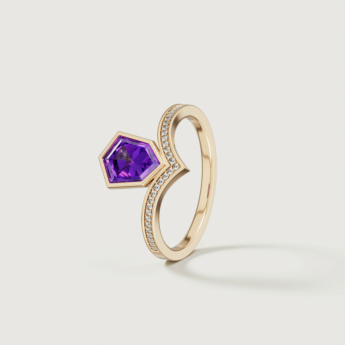 Spring 18k Yellow Gold Ring with Amethyst and Diamond