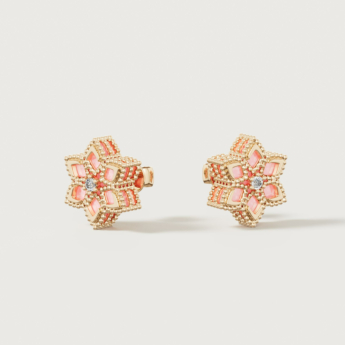 أقراط ستيلا دورو إيدن من الذهب الأصفر عيار 18 قيراط والألماس والأوبال الوردي