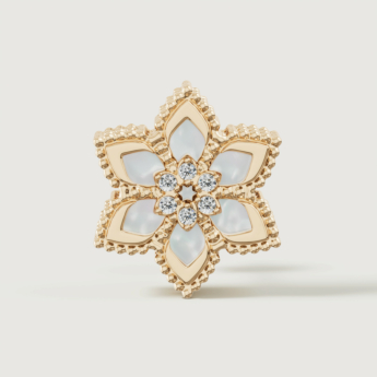 أقراط ستيلا دورو فيور دي لوتشي من الذهب الأصفر عيار 18 قيراط والألماس وعرق اللؤلؤ