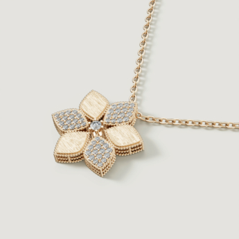 قلادة ستيلا دورو من الذهب الأصفر عيار 18 قيراط والألماس