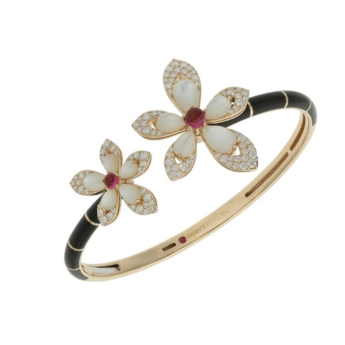 سوار تياريه من الذهب الوردي عيار 18 قيراط، مرصّع بالألماس ومزين بسيراميك المينا السوداء.