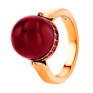 Dome Nobel Garnet Ring