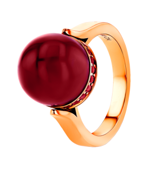 Dome Nobel Garnet Ring