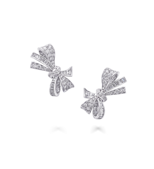 Tilda’s Bow Classic Diamond Stud Earrings