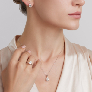 Gaia Brilliant Diamond Earrings in 18k White Gold