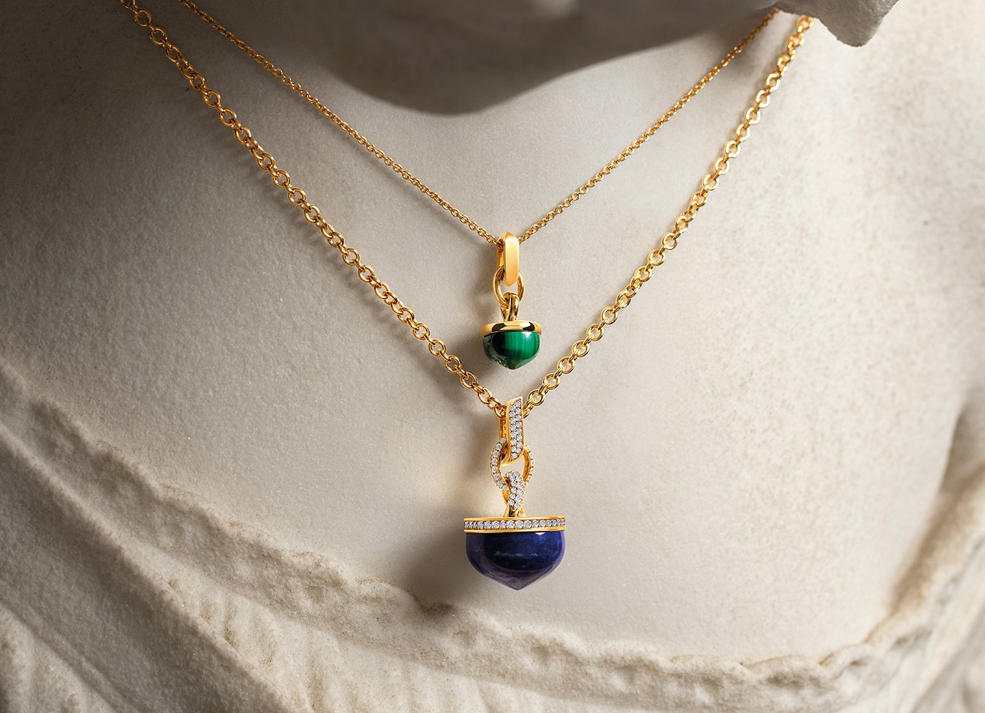 Drop Dome Pendant Necklace in Gold